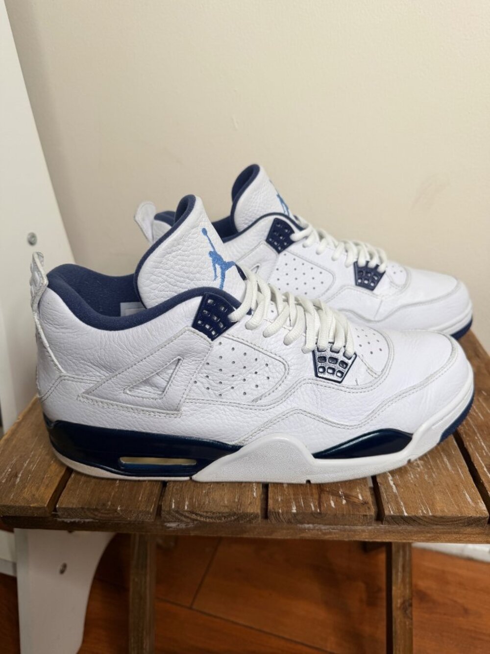 Air Jordan 4 Retro Columbia (2015)